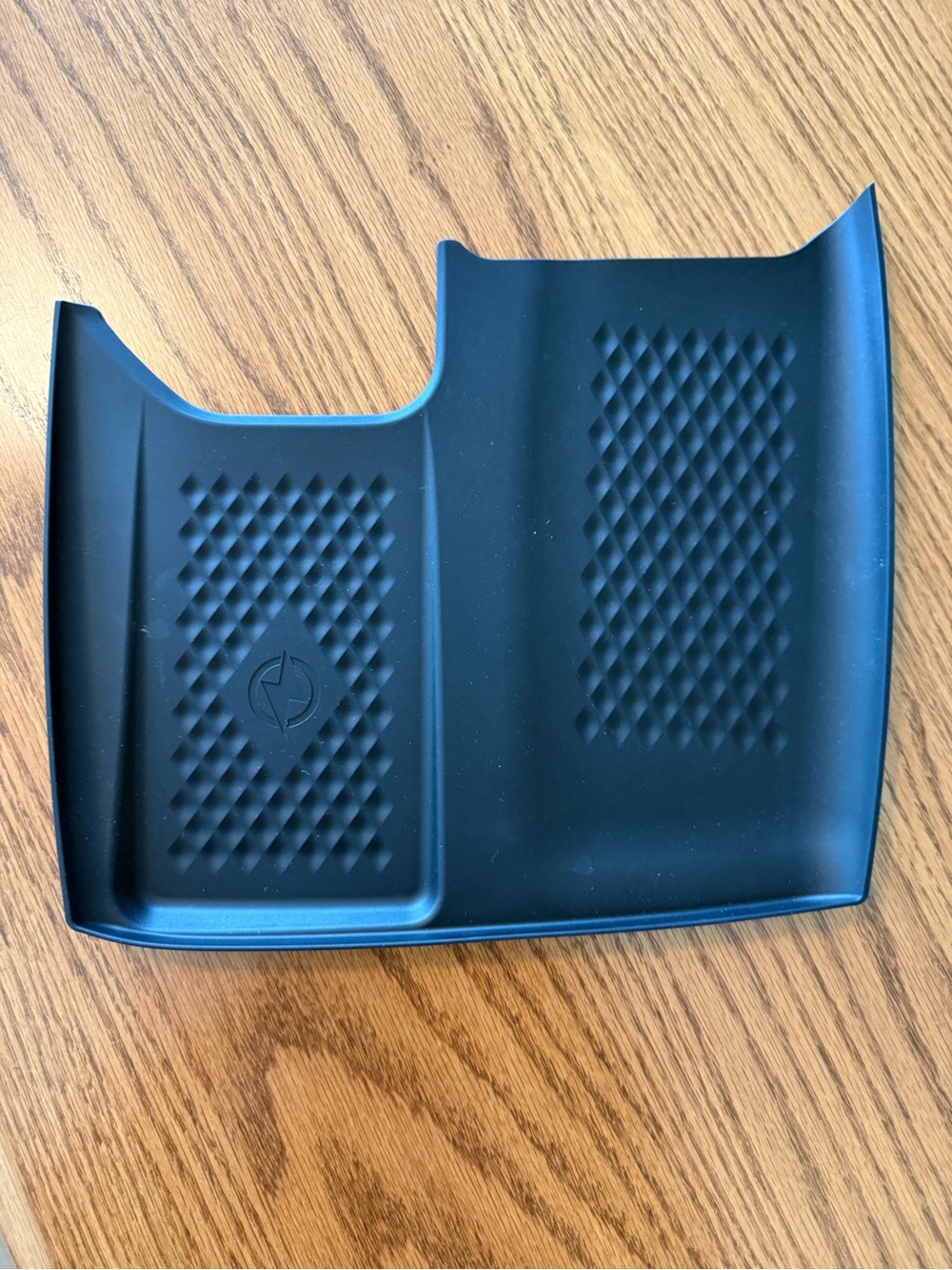 Toyota grand Highlander rubber mat for phone charging